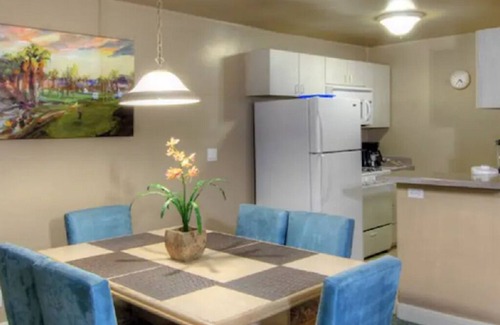 Canyon Corridor Condo | Perfect for 6! 2/1 Condo w/Kitchen!