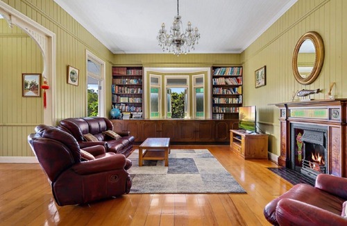 White Patch House | PERFECT FOR ALL THE FAMILY
