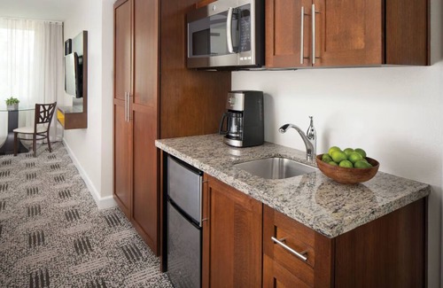 Palm Desert Resort | Perfect for Coachella! 2-bedroom Palm Desert Resort with AC, WiFi, fitness room