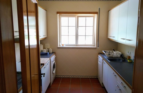 Praia del Rei Apartment | Perfect for families! Stunning 3 bedrooms + garden + pool in Praia d'el Rey.