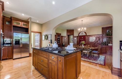 Lake Mills Apartment | Perfect for Families! Fully furnished with Chef's Kitchen