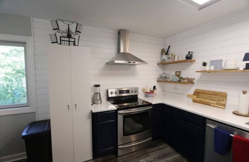 Littleton House | Perfect for Family Getaways!, WATERFRONT, Family Friendly Lake Living