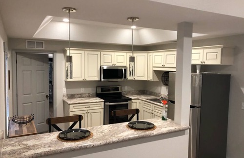 Gainesville Apartment | Perfect for Gator Games! Two Blocks Away from Ben Hill Griffin Stadium