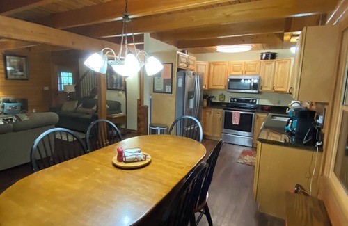 Tellico Plains House | Perfect for Large Groups! Quiet and Seclusion in the Cherokee National Forest.
