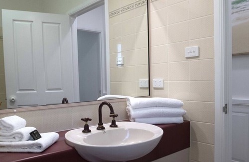 Wongaling Beach House | perfect for the family to enjoy a relaxed stay at the beach.