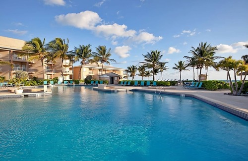 Crystal Harbour Apartment | Perfect Getaway! 2 Island View Units, Outdoor Pool, Near Cayman Turtle Center!