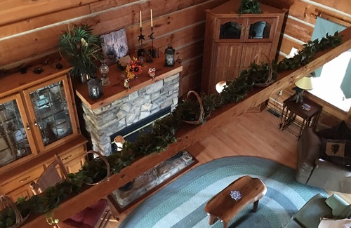 Vesta Cabin | Perfect Getaway off the BR Parkway. Close to Mabry Mill, views, and wineries