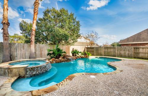 Spring House | Perfect Getaway with POOL, SPA, and Private Gym