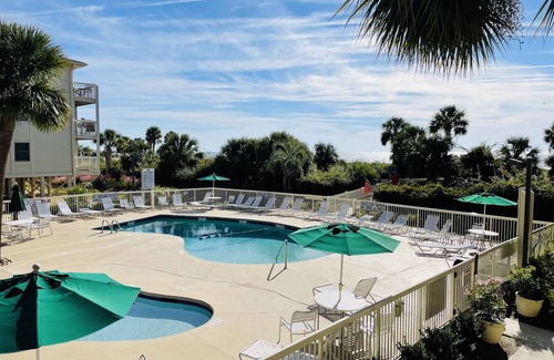 North Forest Beach Condo | Perfect Hilton Head Island Beach Getaway! “Newly Renovated”