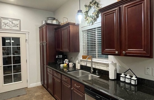 Biggs Field House | Perfect Home for Families-Dogs/Pool/Gated Community w/Security & Many Amenities!