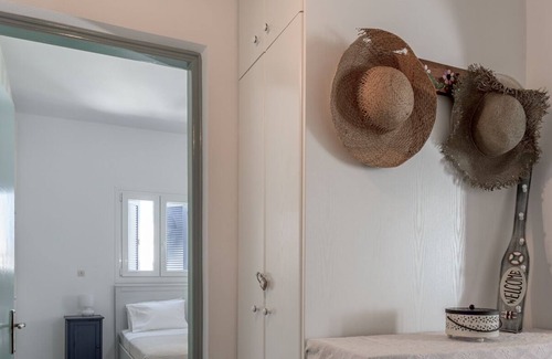 Adamas Apartment | Perfect Home in Central Adamas, Milos