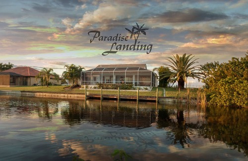 Pelican House | Perfect home on the canal, Terrace, pool, south facing, WiFi, SW Cape Coral