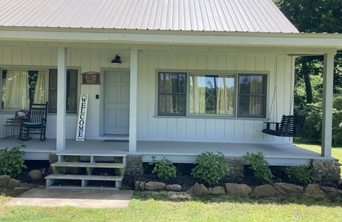 Heber Springs Cabin | Perfect Little Red River Getaway with Private Fishing Dock!