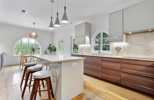 Coral Way House | Perfect Location Family Friendly - Heated Salt Pool - Outdoor Kitchen-Firepit