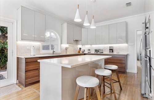 Coral Way House | Perfect Location Family Friendly - Heated Salt Pool - Outdoor Kitchen-Firepit