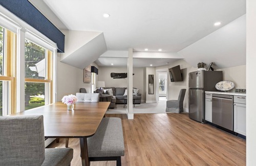 Boothbay Apartment | Perfect location for Mid-Coast attractions
