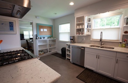 Allmendinger Heights House | Perfect location near the Big House, spacious, & with all the comforts of home!