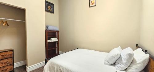 Windsor Apartment | Perfect Location! Quiet-Spacious-2 Bed-2 Bath