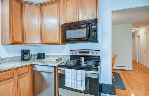 Northeast Virginia Beach House | Perfect location - Close to the Ocean and Bay in Virginia Beach