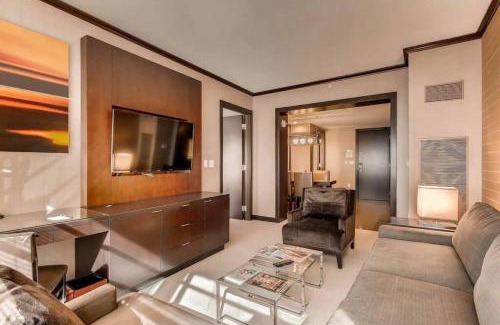 Las Vegas Strip Apartment | Perfect - Lux 1BR Suite at Vdara