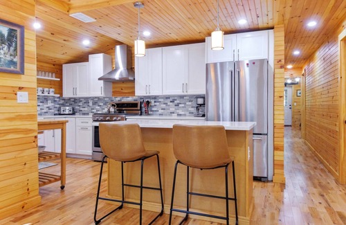 Belgrade Lakes House | Perfect Maine Getaway in a Recently Renovated Cabin!