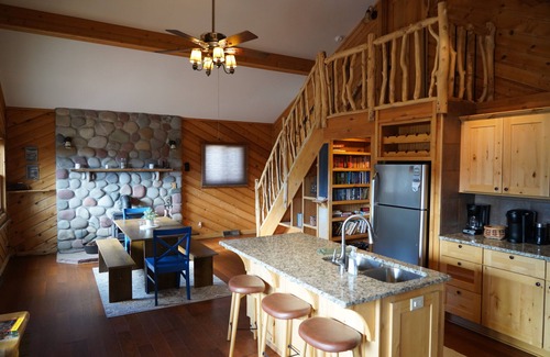Estes Park House | Perfect Mountain Home II with HOT TUB overlooking Mary's Lake/Near RMNP entrance