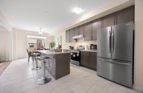 Thorold House | Perfect New 4BR | Niagara Falls Region