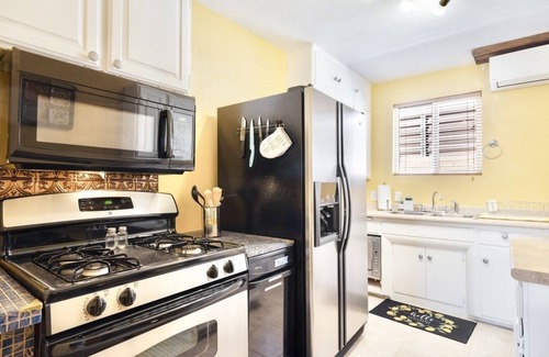 Chino Canyon Apartment | Perfect Palm Springs Studio Retreat Near Downtown!n