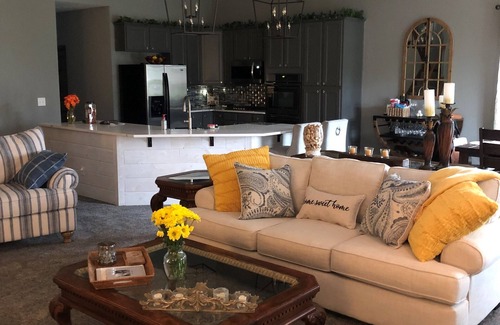 Powell House | Perfect Place For Your Columbus Stay