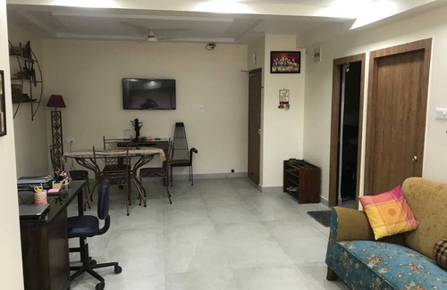 Ballygunge Apartment | Perfect Place - Home away from home