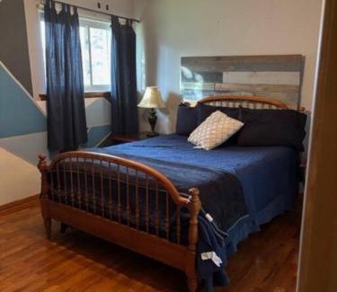 Saginaw House | Perfect place quiet neighborhood, great for the family.