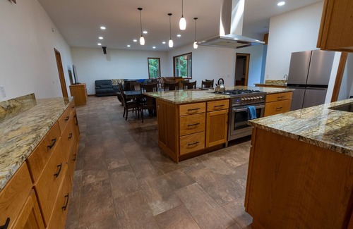 Cooper Landing Cabin | Perfect place to spread out and relax. Lots of room for your large group.