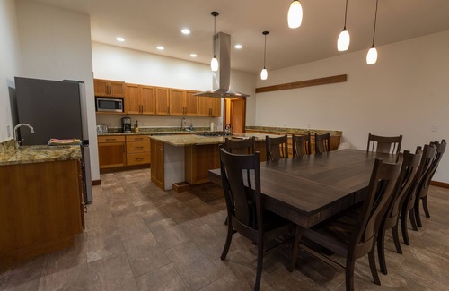 Cooper Landing Cabin | Perfect place to spread out and relax. Lots of room for your large group.