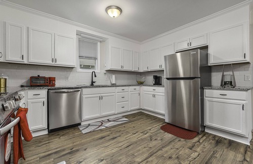 Birmingham House | Perfect Private Birmingham Getaway Near Downtown!