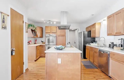 Virginia Beach House | Perfect Private Getaway Minutes to Virginia Beach!