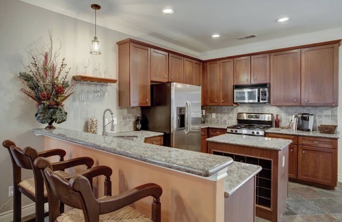 Washington Ave./ Memorial Park House | Perfect proximity: 3 Br/3.5 Bath townhome
