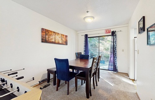 Tahoe Village House | Perfect retreat perched near the slopes with two balconies & foosball, sleeps 4