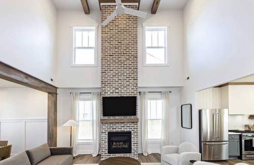 Northeast Virginia Beach House | Perfect Retreat! 6min Walk to the Beach! Luxury!