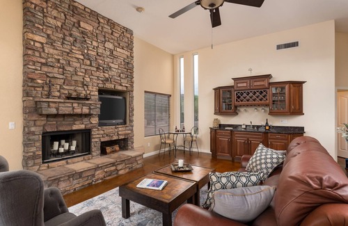 Cholla Ridge House | Perfect Scottsdale Location in the middle of all the action- Resort Style Home