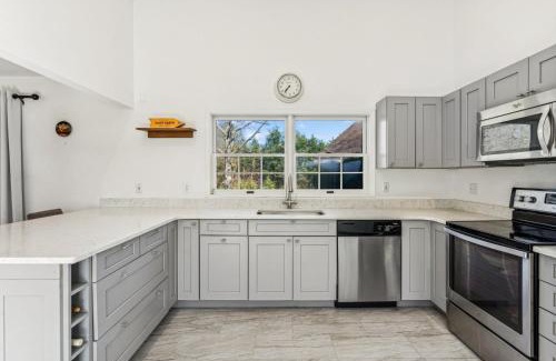 Southampton Apartment | Perfect Southampton Escape - Summer Near It All