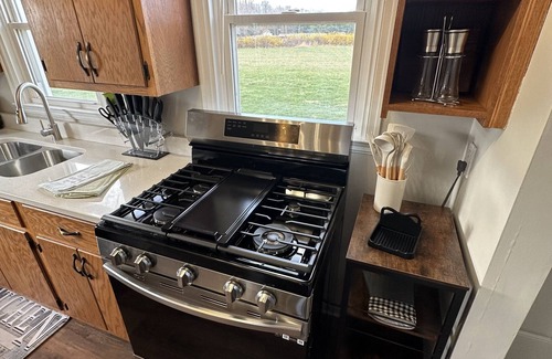 Martinsville House | Perfect spot!nMartinsville's Beautiful Leaves,nIU Football to Indy nightlife!nn