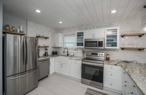 Anna Maria House | Perfect summer vacation home! Close to Bean Point, great pool!