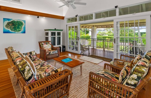 Hanalei House | Perfect Tropical Getaway Steps To Hanalei Beach!