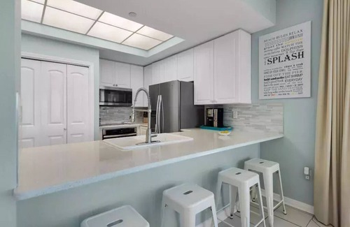 Navarre Beach Condo | Perfect View Beach Condo - Floor to Ceiling Windows! Beach Service Included