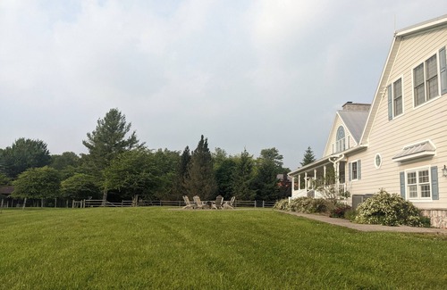 Timberline House | Perfect View: Plenty of room for everyone to stay and play!