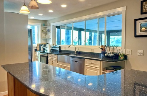 Mount Sunapee House | Perfect Waterfront 3-bedroom house on Lake Sunapee, Newbury NH