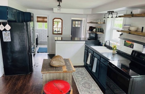 Plattsburgh House | Perfectly Found on the lake