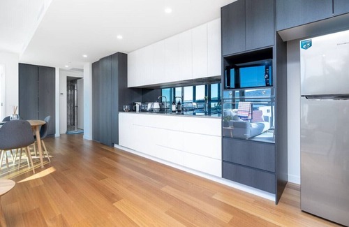 Braddon Apartment | Perfectly Located Apartment | 1 min to Canberra Centre