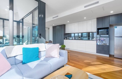 Braddon Apartment | Perfectly Located Apartment | 1 min to Canberra Centre