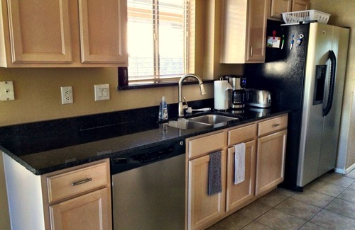 Desert Ridge House | PERFECTLY LOCATED FAMILY FRIENDLY HOUSE with HEATED POOL & HOT TUB!